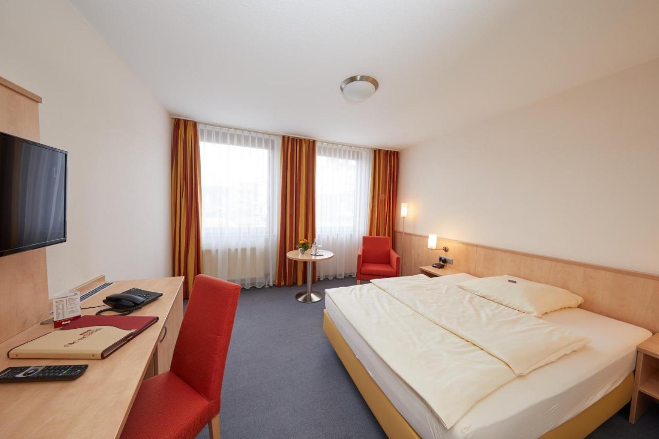 Hotel Filderland - Stuttgart Messe - Airport - Self Check-In Hotel 3*